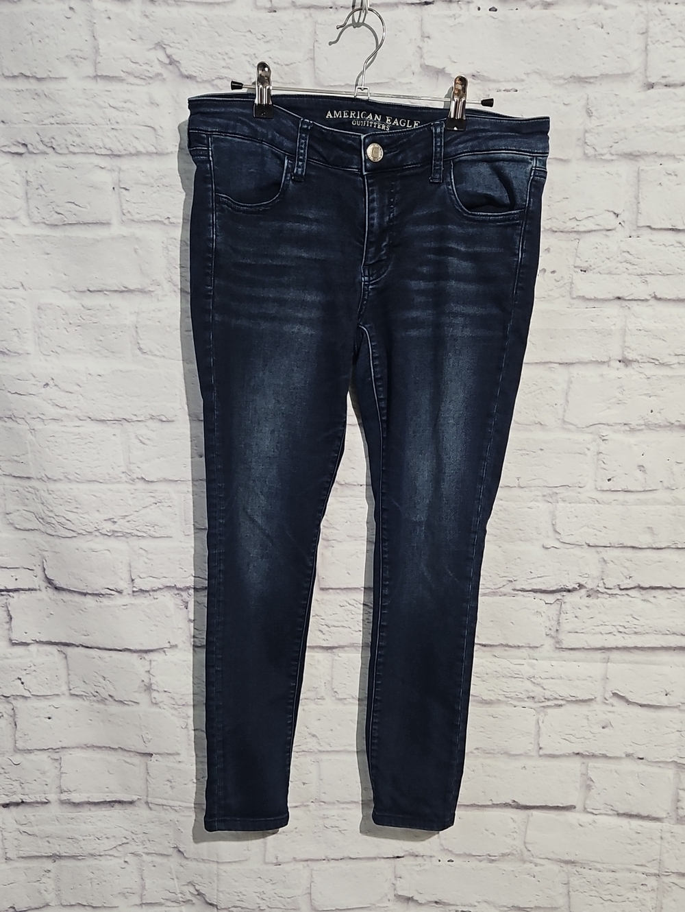 American Eagle Outfitters Navy Wash Super Low Jegging